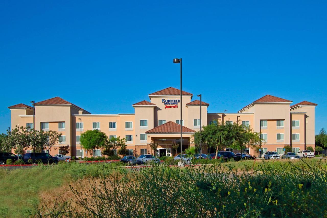 Fairfield Inn & Suites Fresno Clovis Exterior photo