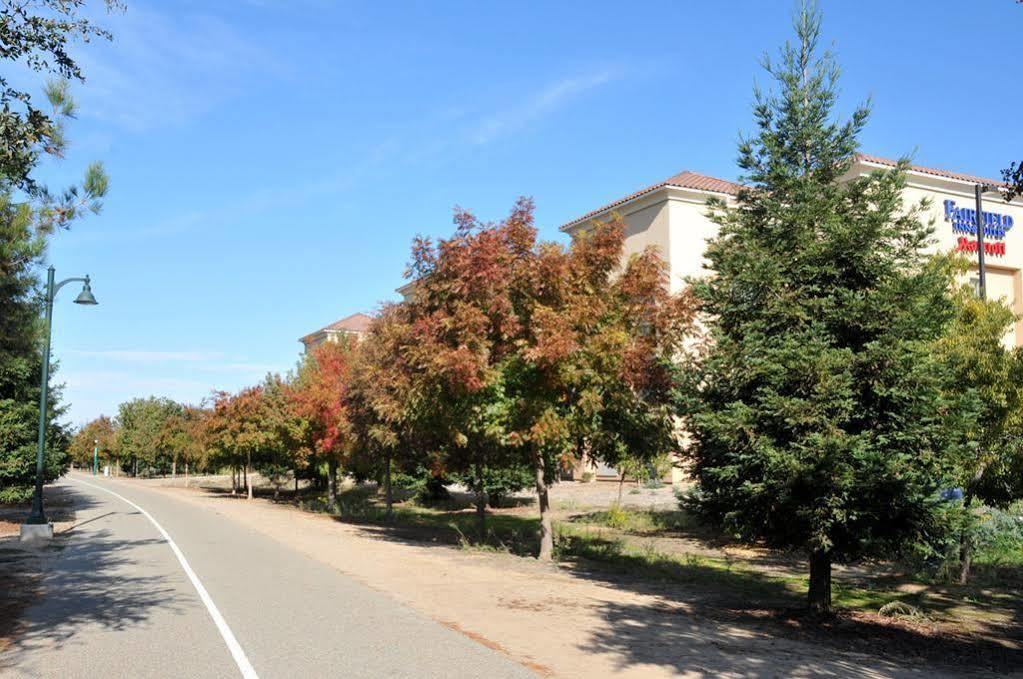 Fairfield Inn & Suites Fresno Clovis Exterior photo